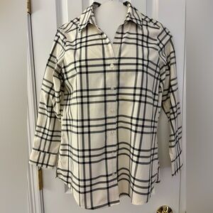 Foxcroft by Appleseed’s women’s sz 10P, button-down blouse, cream & black, plaid